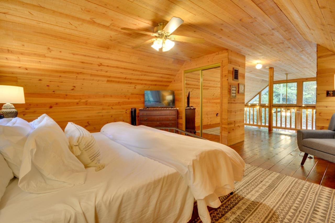Serene Fancy Gap Cabin Retreat In Private Setting! Eksteriør billede