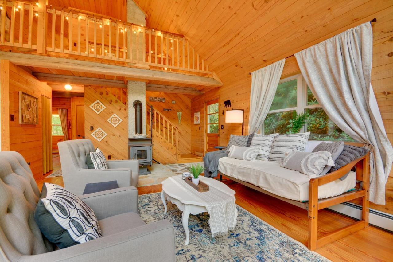 Serene Fancy Gap Cabin Retreat In Private Setting! Eksteriør billede